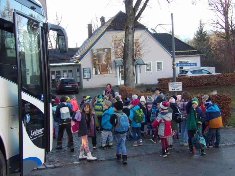 Grossansicht in neuem Fenster: Theater - 2